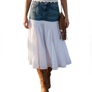 ​Candie's Vintage Denim Boho Tiered Midi Skirt Size 9 White Blue Coastal Cowgirl